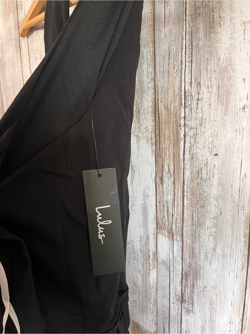 Lulus Black Sleeveless Wide Leg Jumpsuit Tie Waist Romper Size Large - Picture 4 of 7